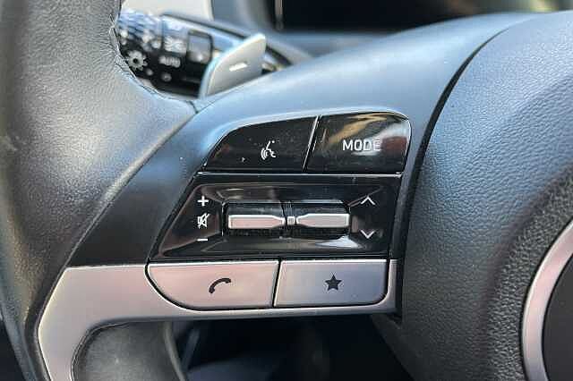 Hyundai TUCSON 1.6 TGDi Hybrid 230 Ultimate 5dr 2WD Auto Red