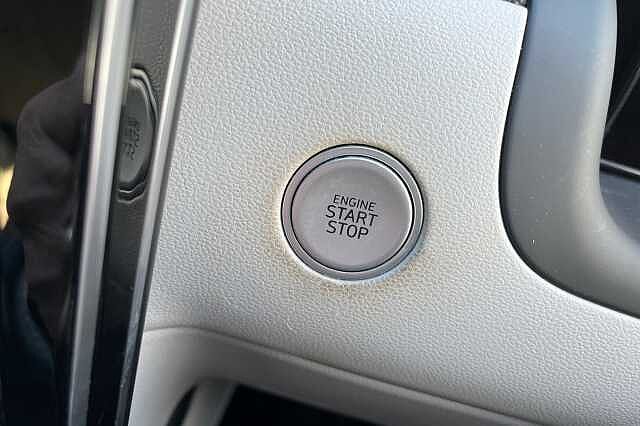 Hyundai TUCSON 1.6 TGDi Hybrid 230 Ultimate 5dr 2WD Auto Red