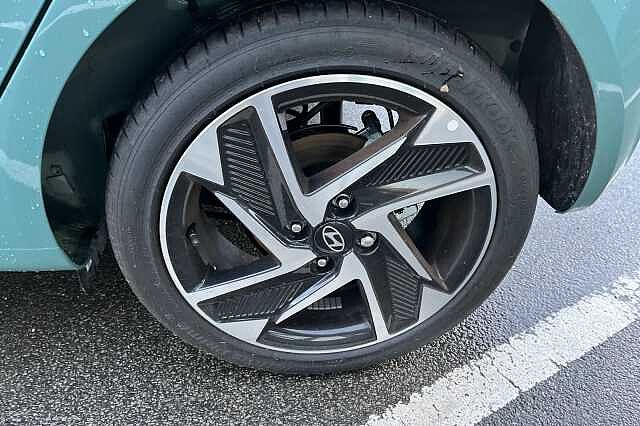 Hyundai i10 1.2 [79] Premium 5dr [Nav]