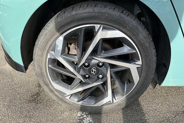 Hyundai I20 1.0T GDi 48V MHD Premium 5dr Mangrove Green