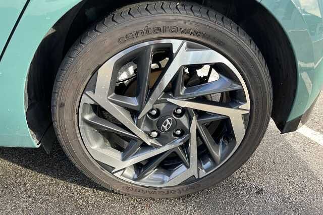 Hyundai I20 1.0T GDi 48V MHD Premium 5dr Mangrove Green