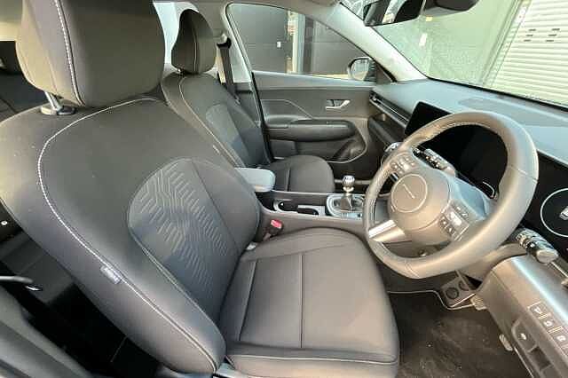 Hyundai KONA 1.6T 138 Advance 5dr