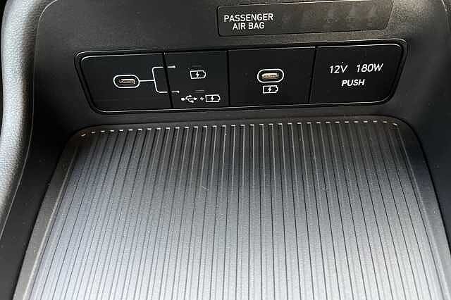 Hyundai KONA 1.6T 138 Advance 5dr