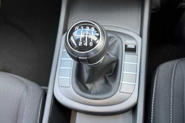 Hyundai KONA 1.6T 138 Advance 5dr