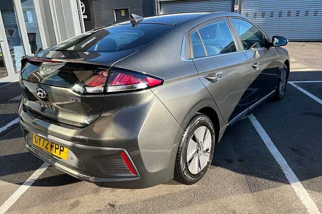Hyundai IONIQ 1.6 GDi Hybrid Premium 5dr DCT Grey