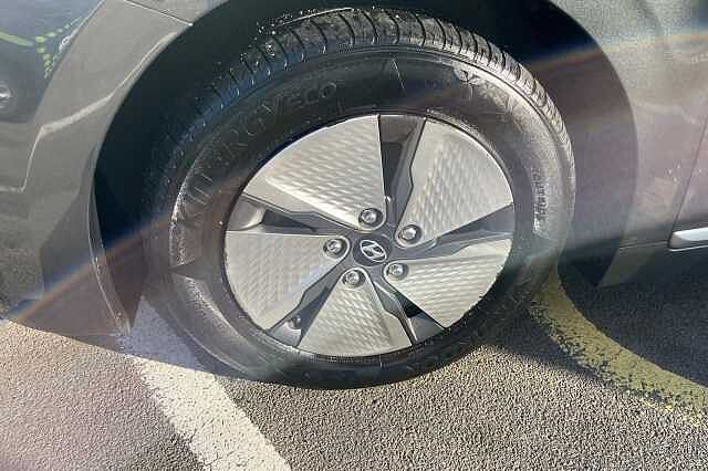 Hyundai IONIQ 1.6 GDi Hybrid Premium 5dr DCT Grey