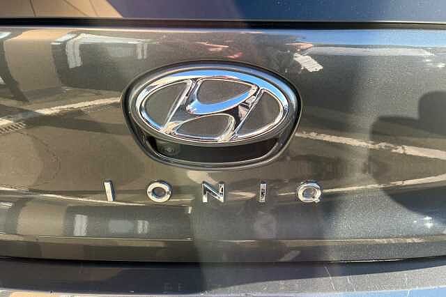 Hyundai IONIQ 1.6 GDi Hybrid Premium 5dr DCT Grey