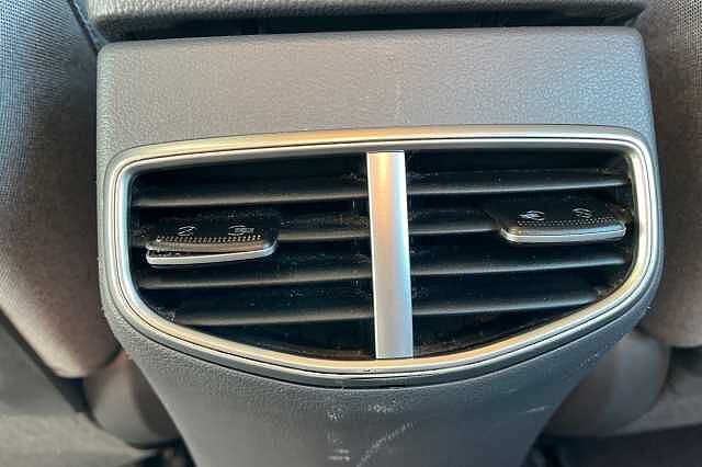 Hyundai IONIQ 1.6 GDi Hybrid Premium 5dr DCT Grey