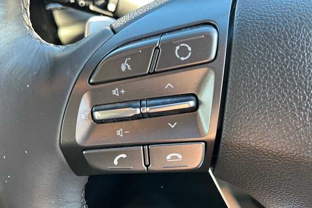 Hyundai IONIQ 1.6 GDi Hybrid Premium 5dr DCT Grey