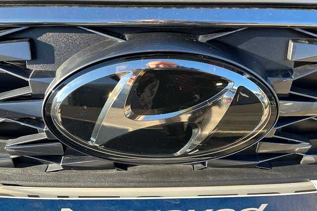 Hyundai IONIQ 1.6 GDi Hybrid Premium 5dr DCT Grey