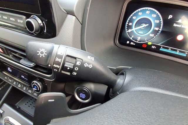 Hyundai KONA 1.6 GDi Hybrid Premium 5dr DCT