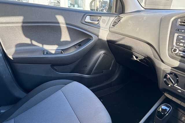 Hyundai I20 1.4 SE 5dr Auto Blue