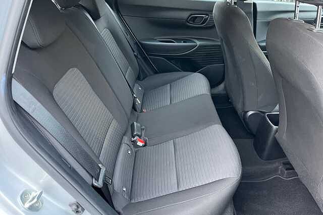 Hyundai I20 1.0T GDi 48V MHD SE Connect 5dr DCT Silver