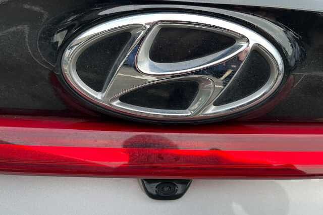 Hyundai I20 1.0T GDi 48V MHD SE Connect 5dr DCT Silver