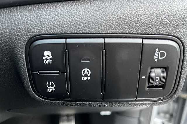 Hyundai I20 1.0T GDi 48V MHD SE Connect 5dr DCT Silver