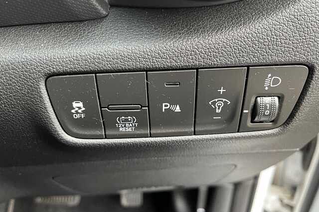 Hyundai KONA 1.6 GDi Hybrid Premium 5dr DCT