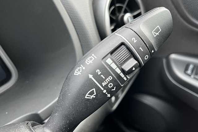 Hyundai KONA 1.6 GDi Hybrid Premium 5dr DCT