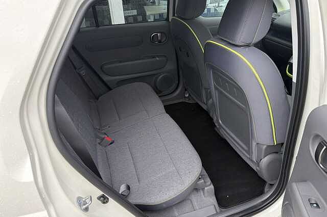 Hyundai INSTER 85kW Cross 49kWh 5dr Auto Natural Ivory