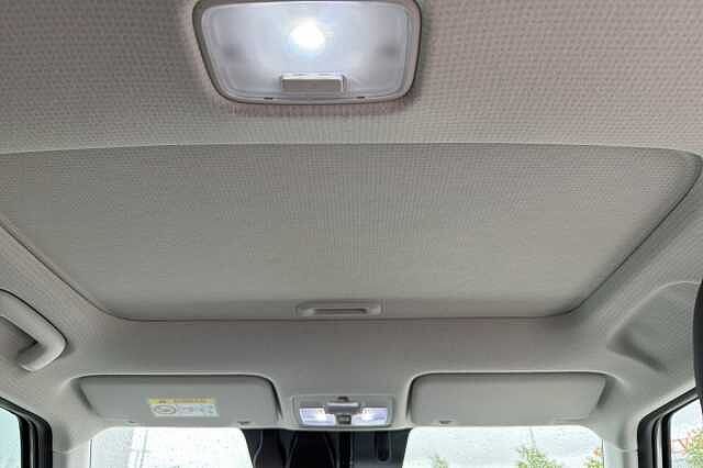 Hyundai INSTER 85kW Cross 49kWh 5dr Auto Natural Ivory