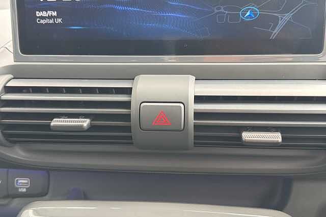 Hyundai INSTER 85kW Cross 49kWh 5dr Auto Natural Ivory