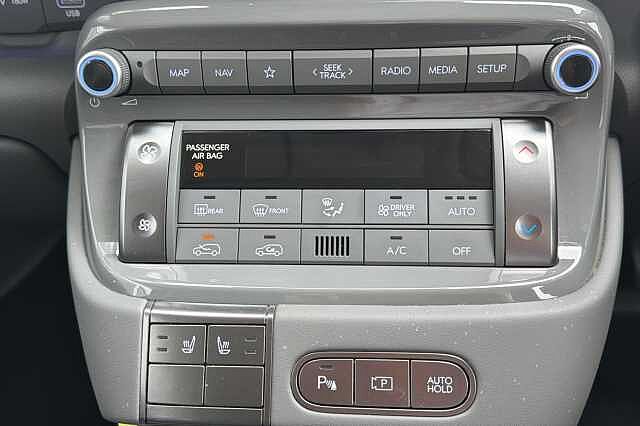 Hyundai INSTER 85kW Cross 49kWh 5dr Auto Natural Ivory