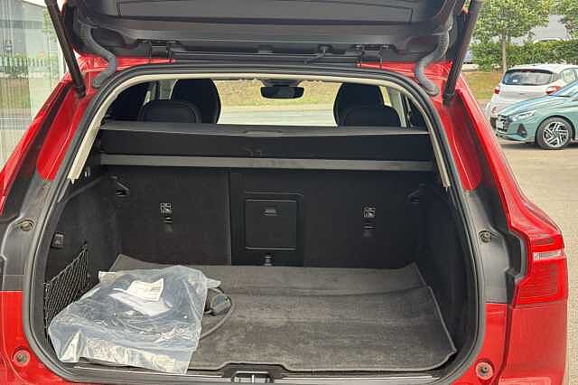 Volvo Xc60 2.0 T6 [350] RC PHEV Plus Dark 5dr AWD Geartronic
