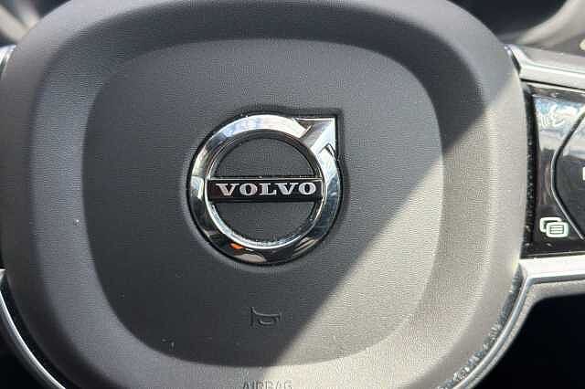 Volvo Xc60 2.0 T6 [350] RC PHEV Plus Dark 5dr AWD Geartronic