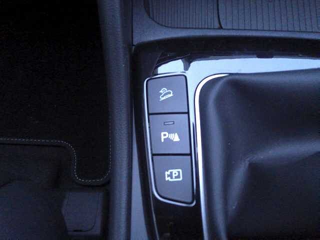 Hyundai Tucson 1.6T Plug-in Hybrid Premium 5dr Auto