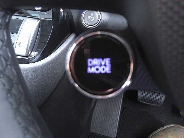 Hyundai INSTER 85kW 02 49kWh 5dr Auto Aero Silver