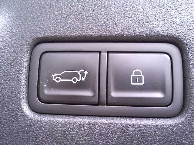 Hyundai SANTA FE 1.6 TGDi Hybrid Calligraphy 5dr 4WD Auto