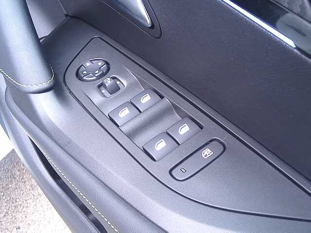 Peugeot 2008 1.2 PureTech 130 GT Premium 5dr EAT8