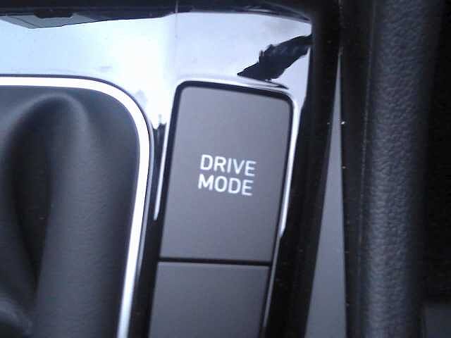 Hyundai TUCSON 1.6T Advance 5dr