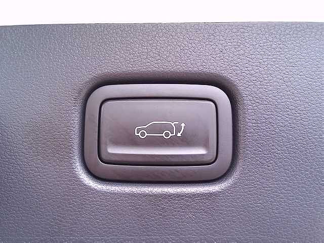 Hyundai KONA 1.6 Hybrid 129 Ultimate 5dr DCT Atlas White