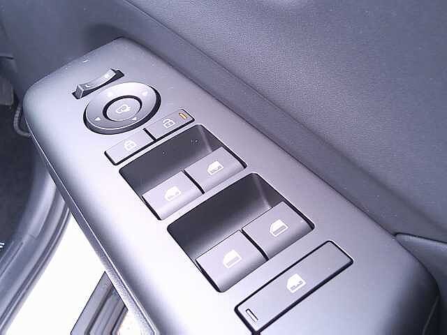 Hyundai KONA 1.6 Hybrid 129 Ultimate 5dr DCT Atlas White