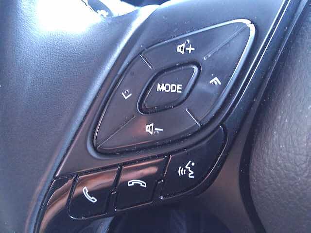 Toyota C-hr 1.8 Hybrid Dynamic 5dr CVT