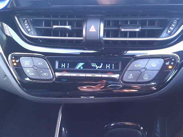 Toyota C-hr 1.8 Hybrid Dynamic 5dr CVT