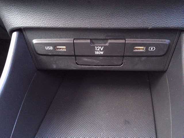 Hyundai BAYON 1.0 TGDi 48V MHEV SE Connect 5dr Mangrove Green