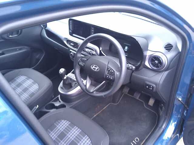 Hyundai I10 1.2 [79] Premium 5dr [Nav] Virbrant Blue
