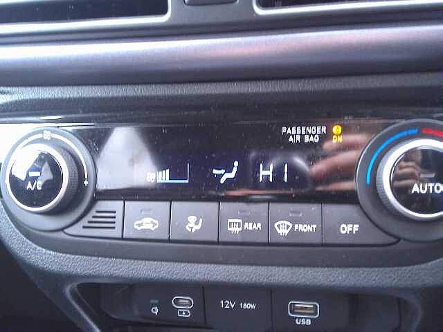 Hyundai I10 1.2 [79] Premium 5dr [Nav] Virbrant Blue