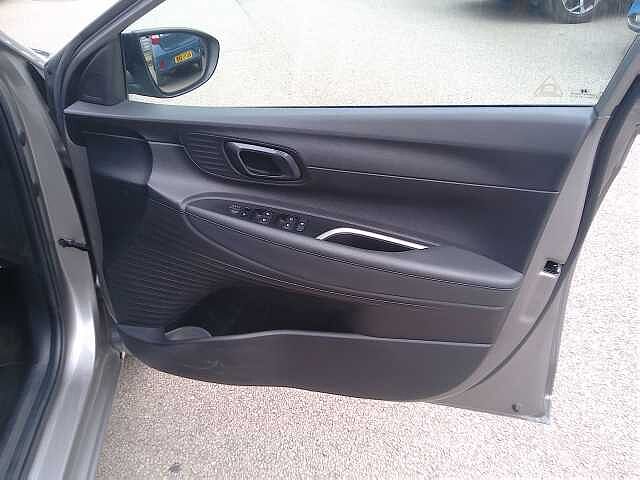 Hyundai i20 1.0T GDi 48V MHD Premium 5dr