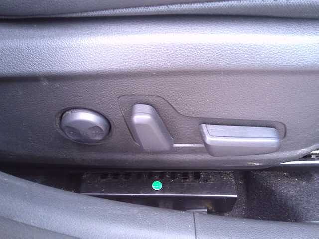 Hyundai KONA 1.6T GDi Blue Drive Premium GT 5dr 4WD DCT Pulse Red