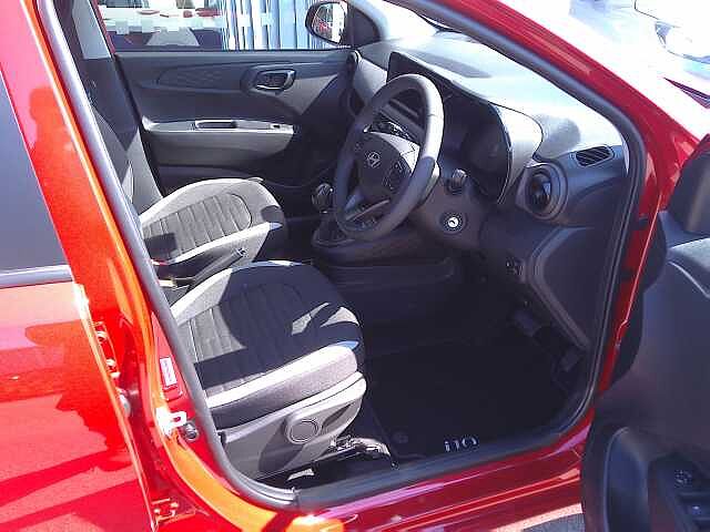 Hyundai I10 1.2 Advance 5dr Auto Dragon Red