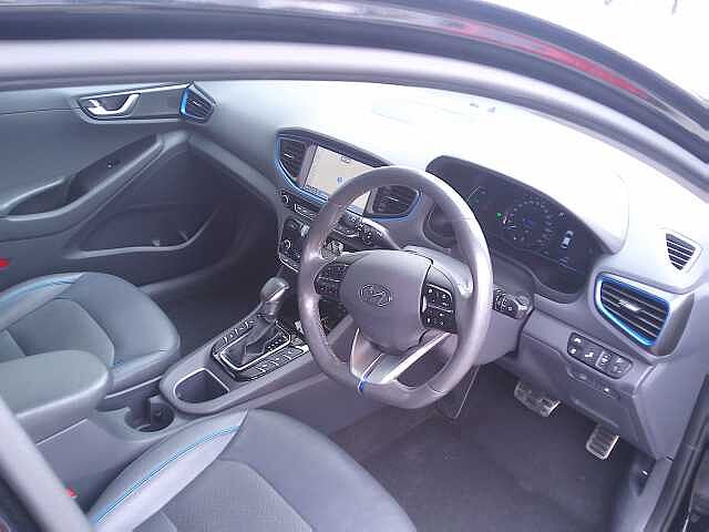 Hyundai IONIQ 1.6 GDi Hybrid Premium SE 5dr DCT
