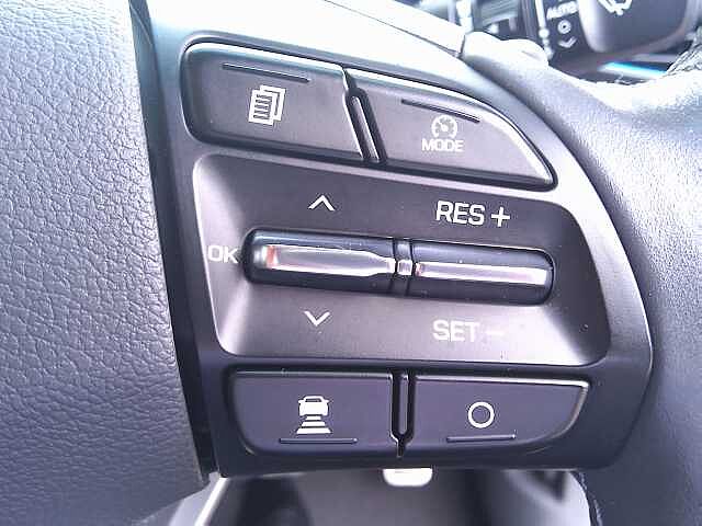 Hyundai IONIQ 1.6 GDi Hybrid Premium SE 5dr DCT