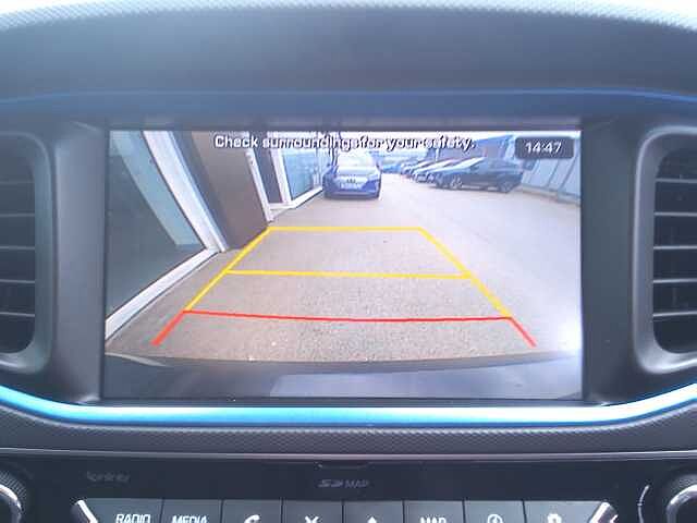Hyundai IONIQ 1.6 GDi Hybrid Premium SE 5dr DCT