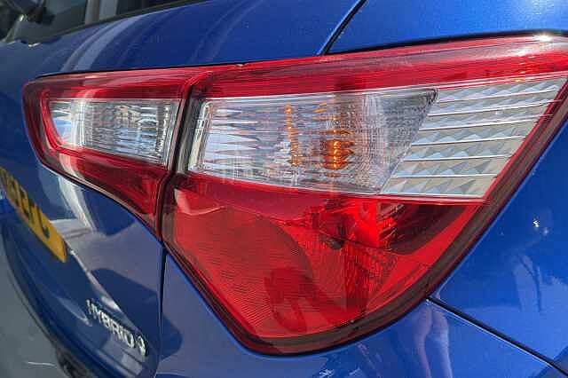 Toyota Yaris 1.5 Hybrid Icon 5dr CVT