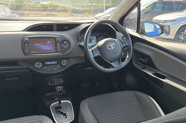 Toyota Yaris 1.5 Hybrid Icon 5dr CVT