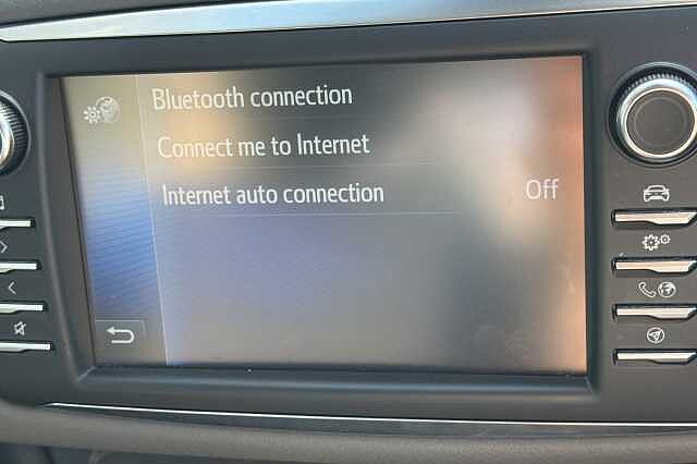 Toyota Yaris 1.5 Hybrid Icon 5dr CVT