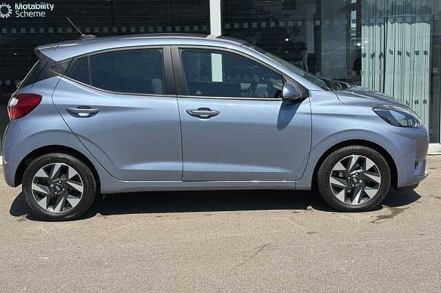 Hyundai i10 1.0 Advance 5dr