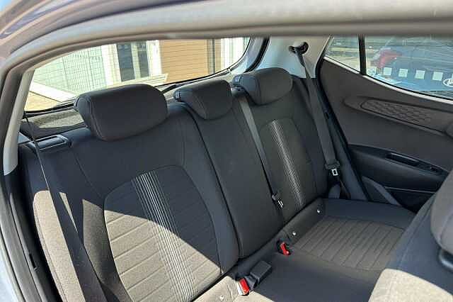 Hyundai i10 1.0 Advance 5dr